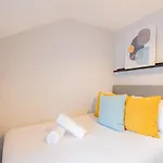 Vakantiehuis With Outdoor Patio - Sleeps 5