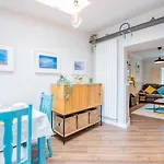 Vakantiehuis With Outdoor Patio - Sleeps 5 Galway