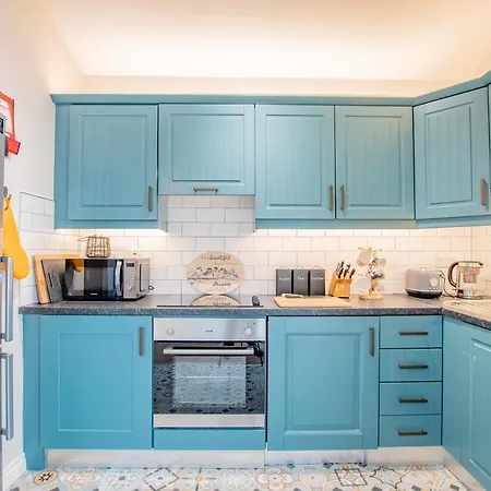 Cosy Retreat In The Centre