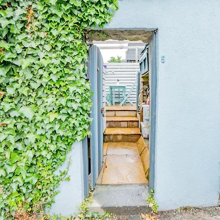 Cosy Retreat In The Centre *