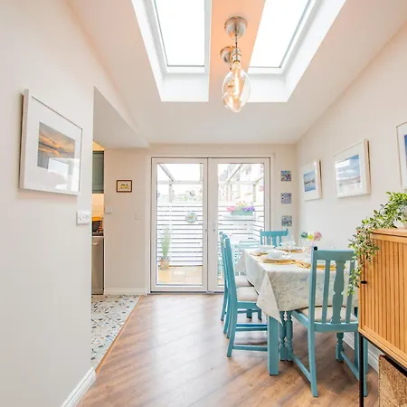 Ferienhaus Cosy Retreat In The Centre Galway